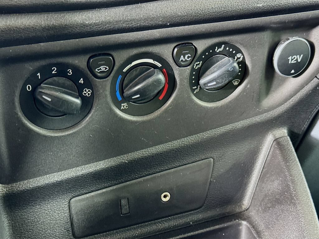 Used 2016 Ford Transit 250 130 Low Roof w/ Exterior Upgrade Package RWD image 10