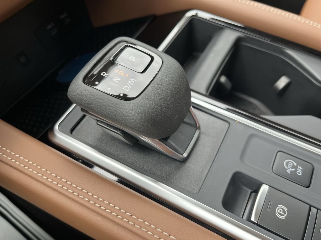 New 2026 Nissan Pathfinder Platinum AWD/4WD image 19