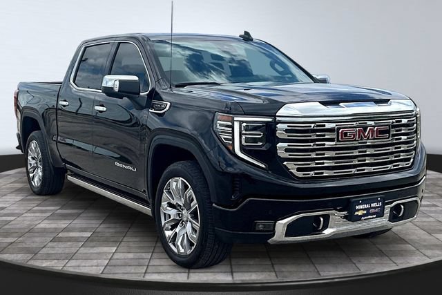 New 2025 GMC Sierra 1500 Denali w/ Denali Reserve Package AWD/4WD image 4