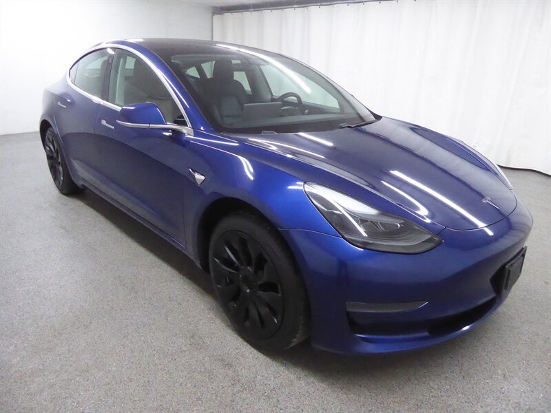 Used 2020 Tesla Model 3 Standard Range Plus RWD image 1