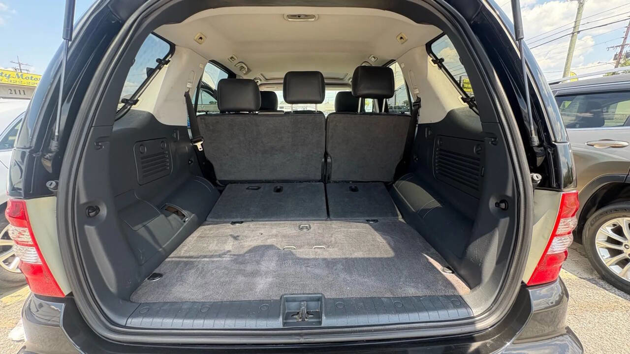 Used 2005 Mercedes-Benz ML 350 4MATIC image 12