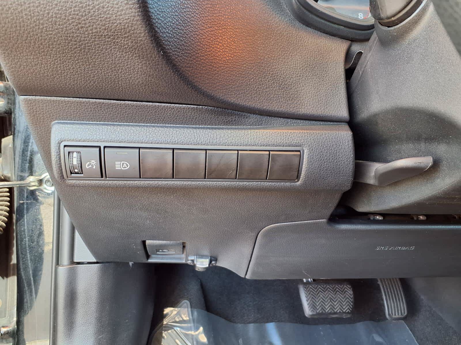 Used 2024 Toyota Corolla LE FWD image 17