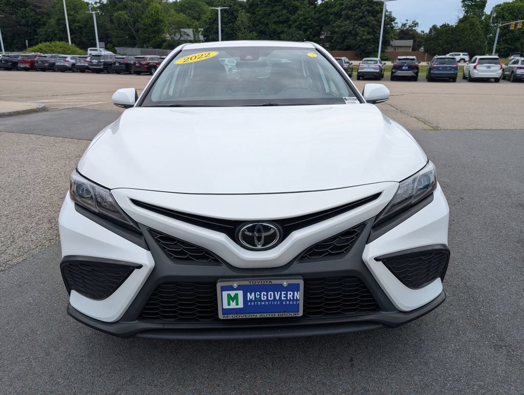 Used 2022 Toyota Camry SE AWD/4WD image 9