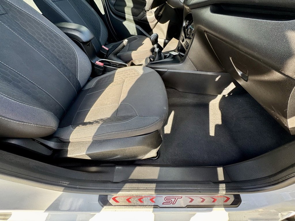 Used 2014 Ford Fiesta ST image 17