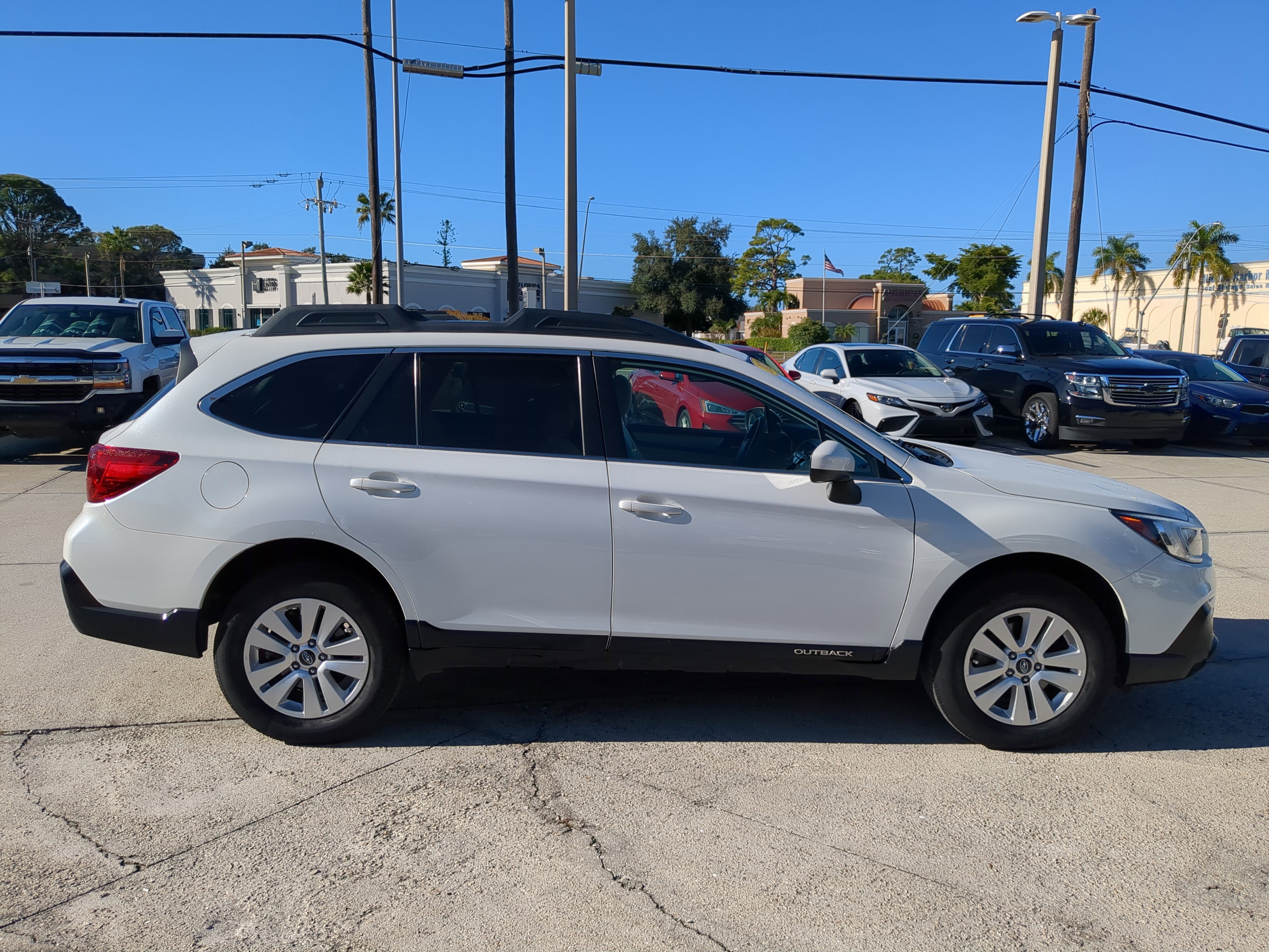Used 2018 Subaru Outback 2.5i Premium w/ Popular Package #1 image 3