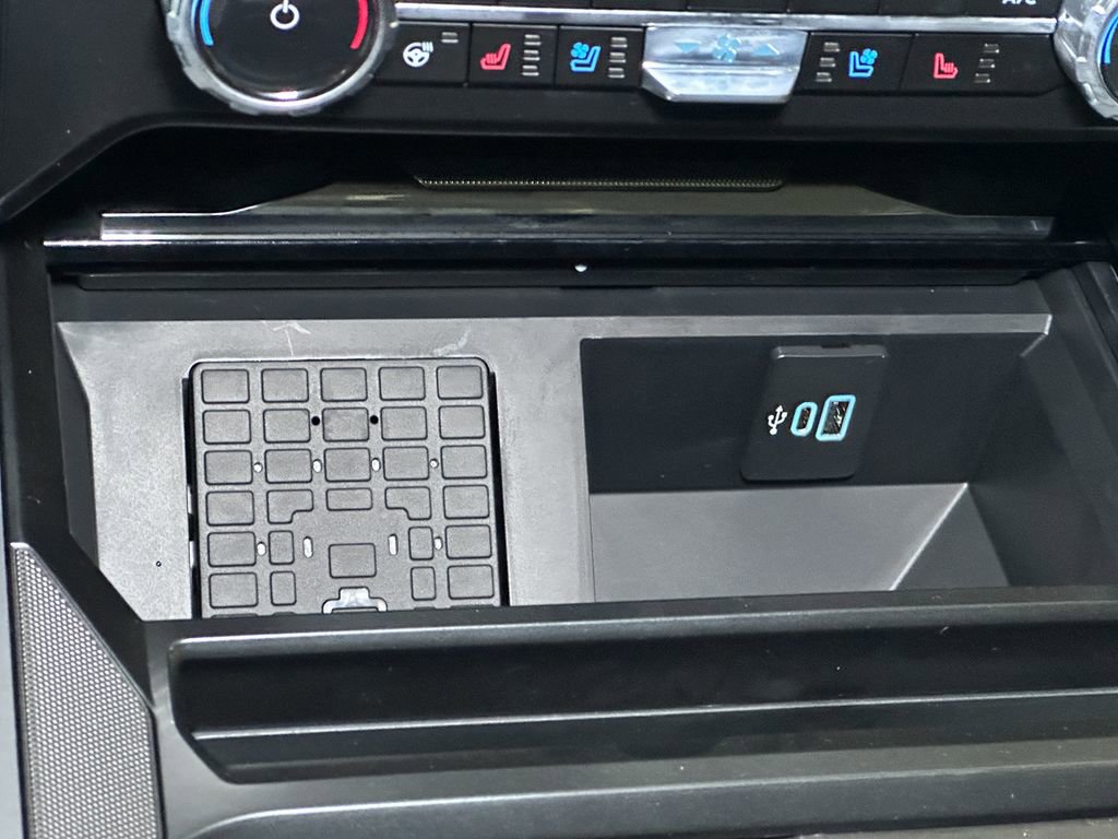 New 2026 Ford F250 Lariat image 30