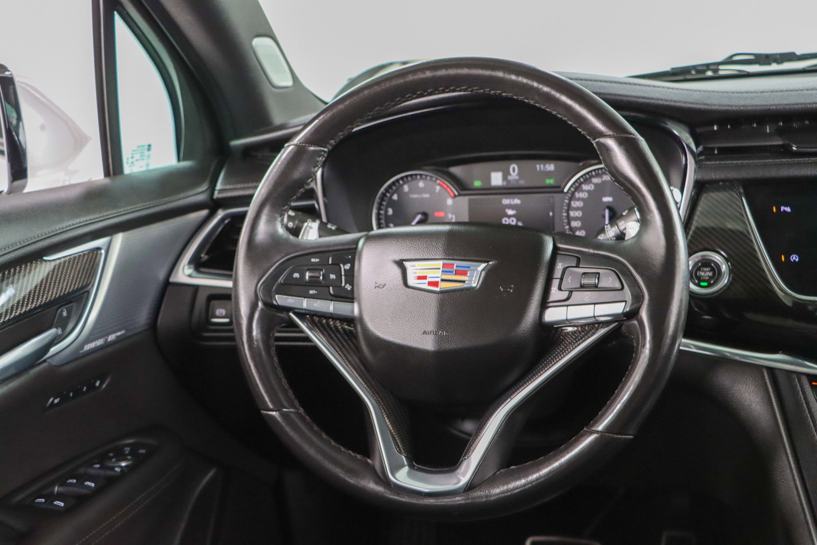 Used 2023 Cadillac XT6 Sport AWD/4WD image 12