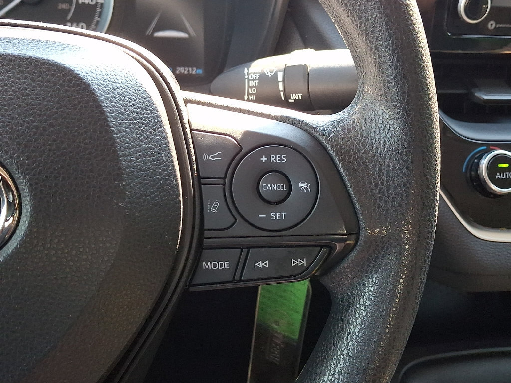 Used 2022 Toyota Corolla LE FWD image 21