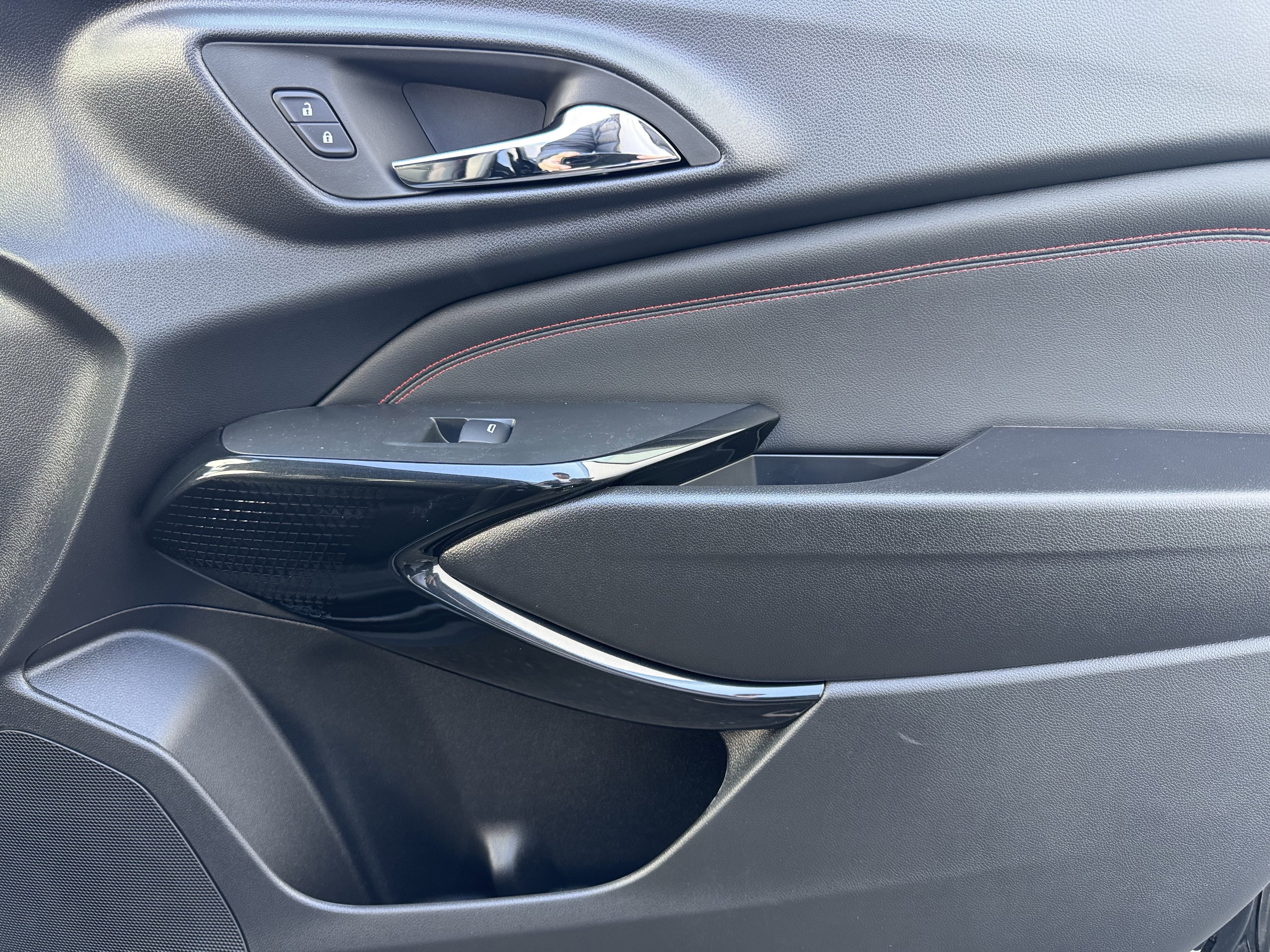 New 2026 Chevrolet Trax RS w/ Driver Confidence Package image 23