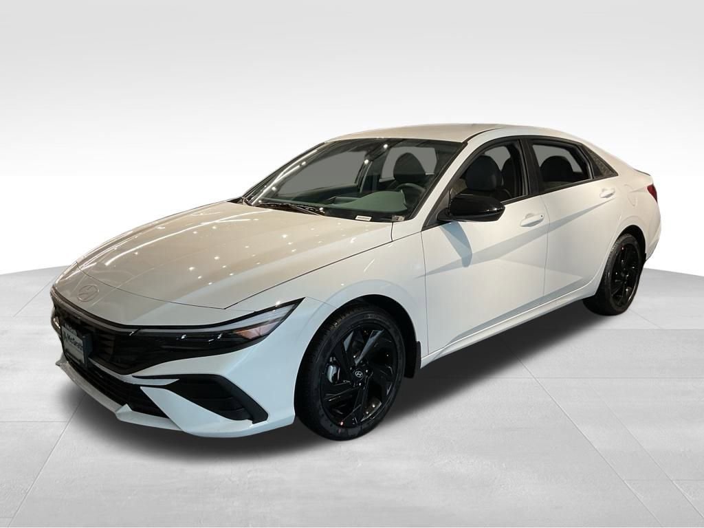 New 2026 Hyundai Elantra Sport image 5