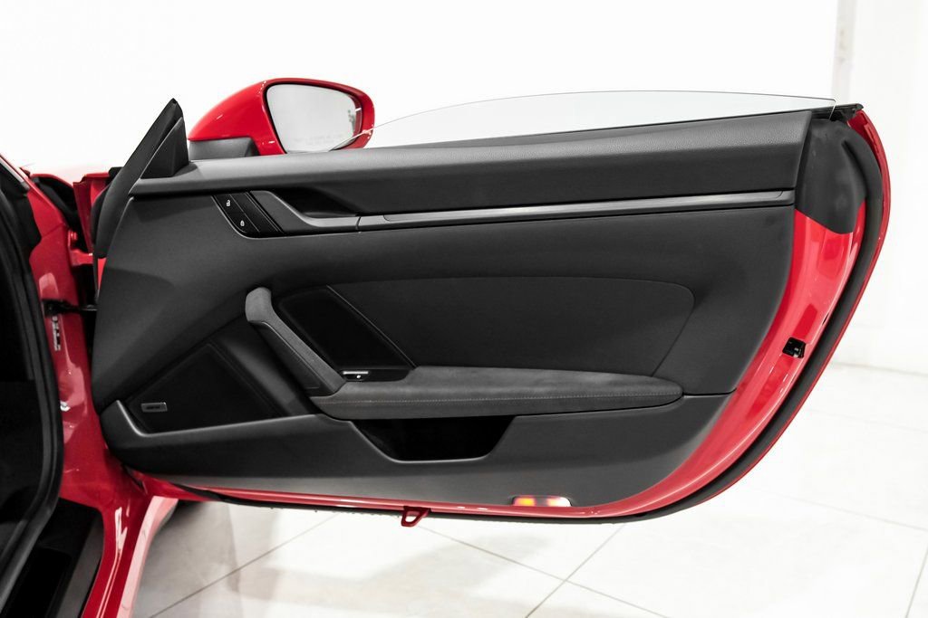 Used 2024 Porsche 911 Carrera GTS w/ Premium Package image 32