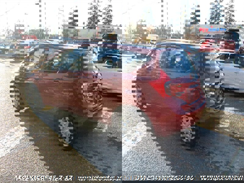 Used 2015 Nissan Versa Note SV image 4