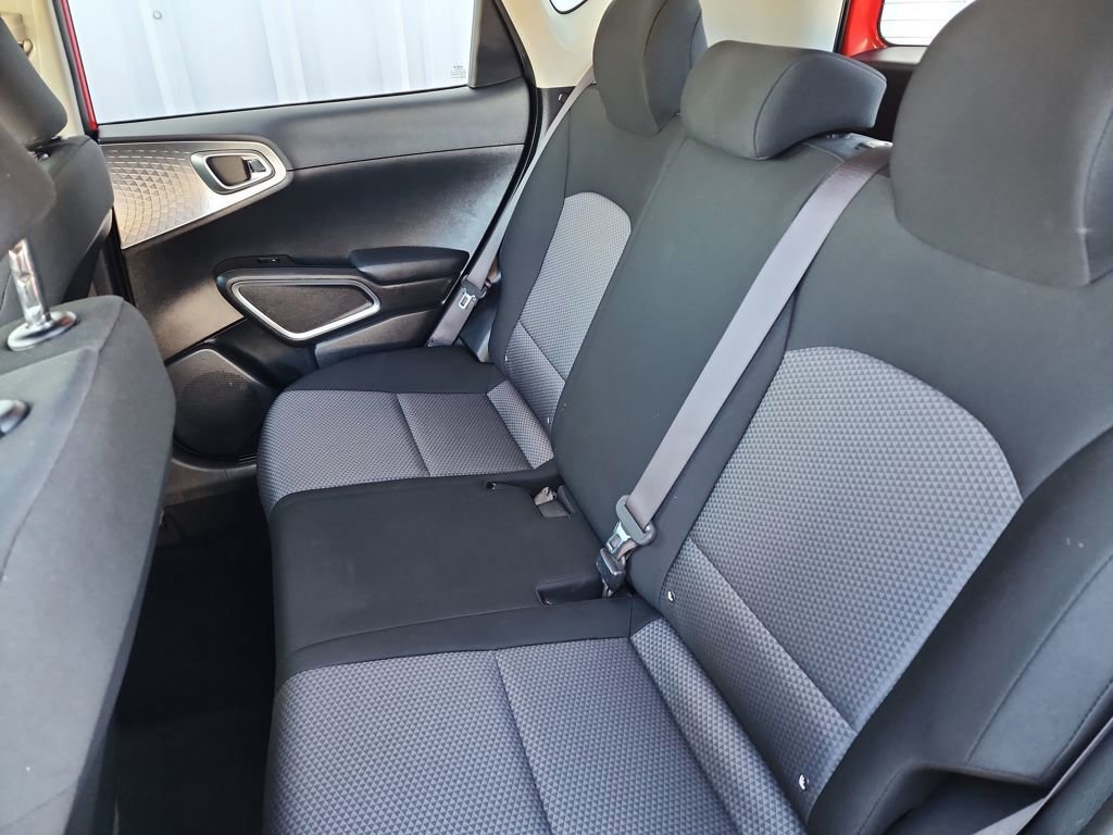 Used 2024 Kia Soul LX w/ Option Group 015 image 37