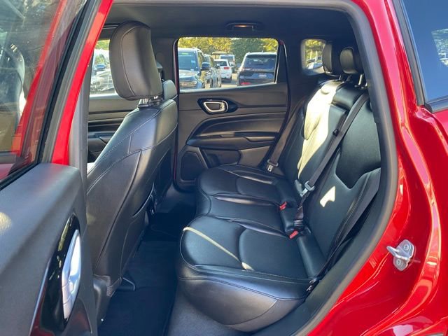 Certified 2022 Jeep Compass Limited image 28