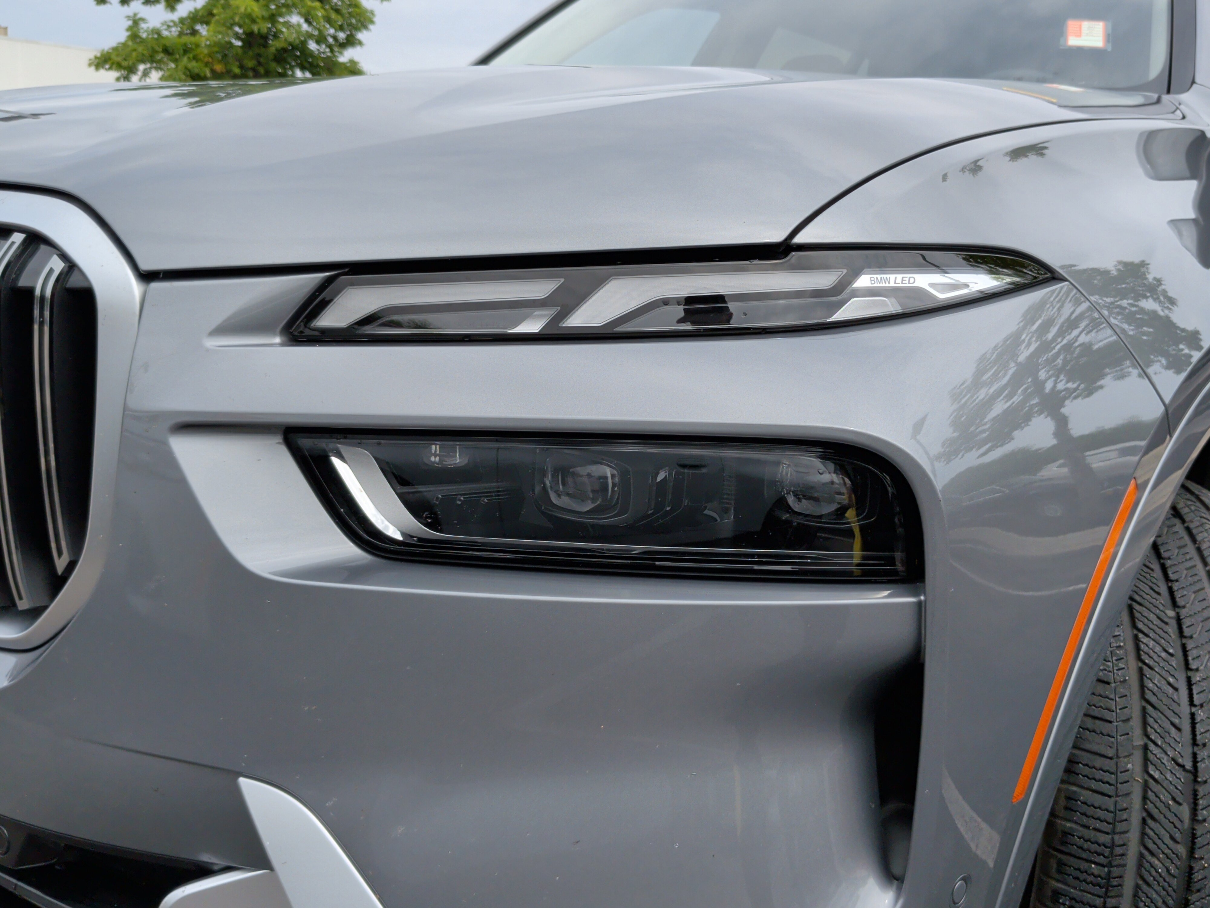 Certified 2024 BMW X7 xDrive40i w/ Executive Package image 44