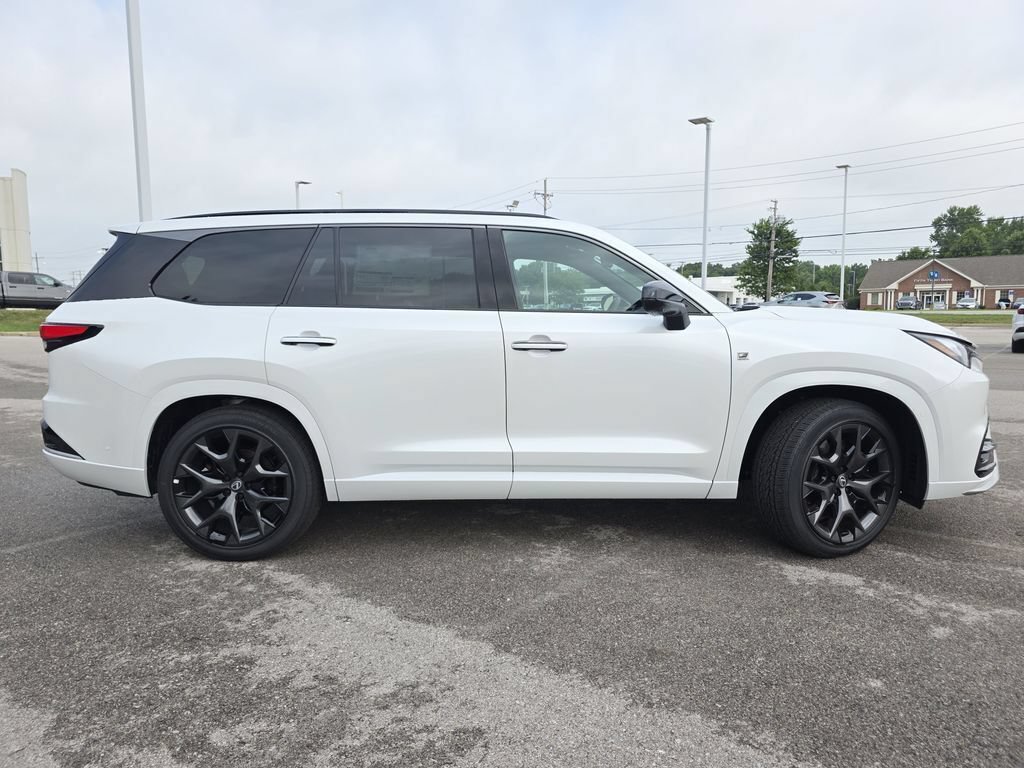 New 2026 Lexus TX 500h AWD image 9