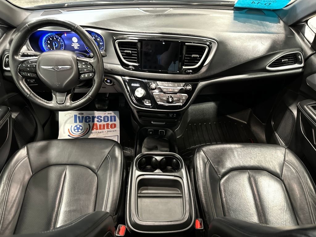 Used 2020 Chrysler Pacifica Touring-L w/ Advanced Safetytec Group image 25