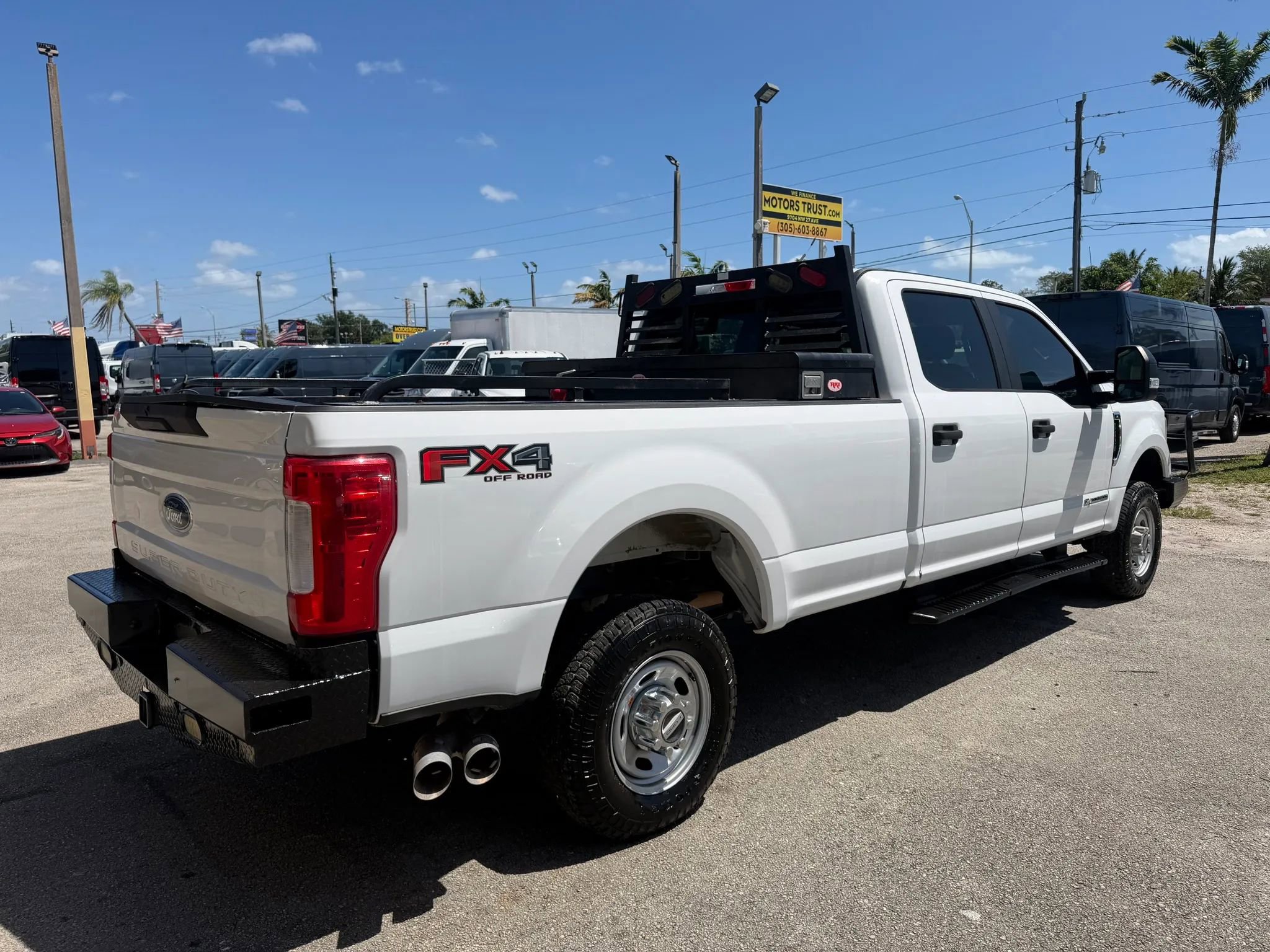 Used 2017 Ford F350 XL w/ Power Equipment Group AWD/4WD image 6