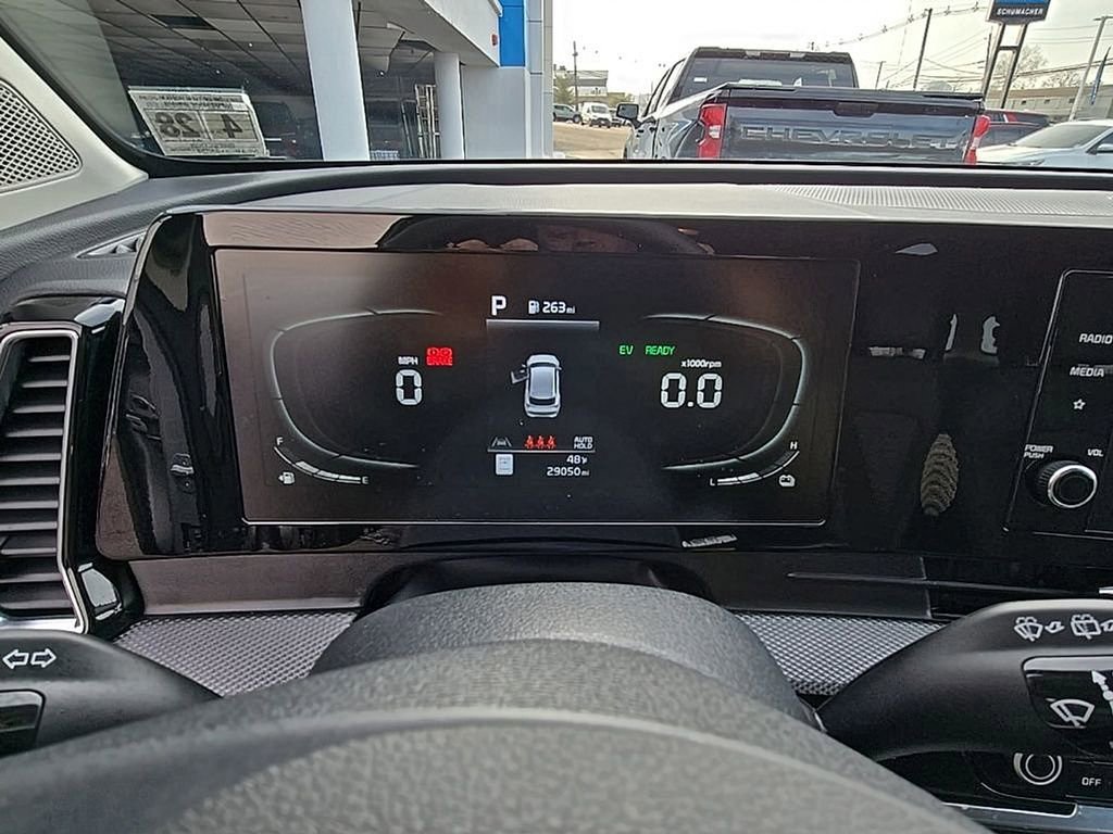 Used 2023 Kia Sportage LX image 15