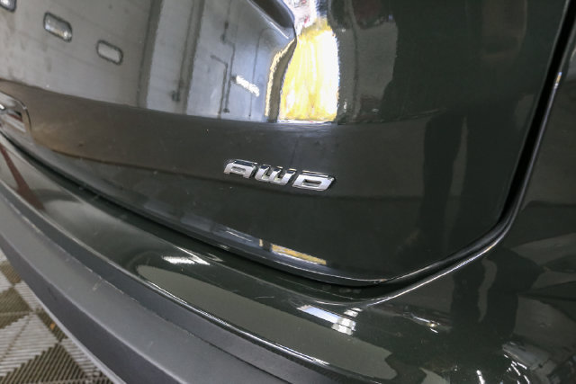 Used 2024 Ford Edge SEL w/ Convenience Package AWD/4WD image 10