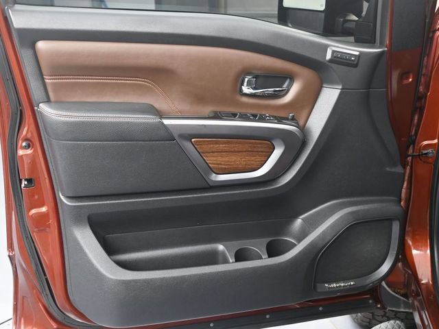 Used 2016 Nissan Titan Platinum Reserve image 9