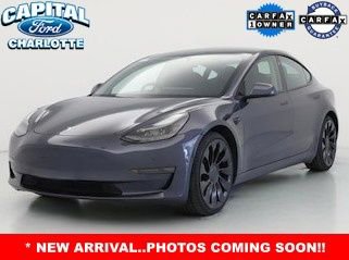 Used 2024 Tesla Model 3 Standard Range RWD image 2