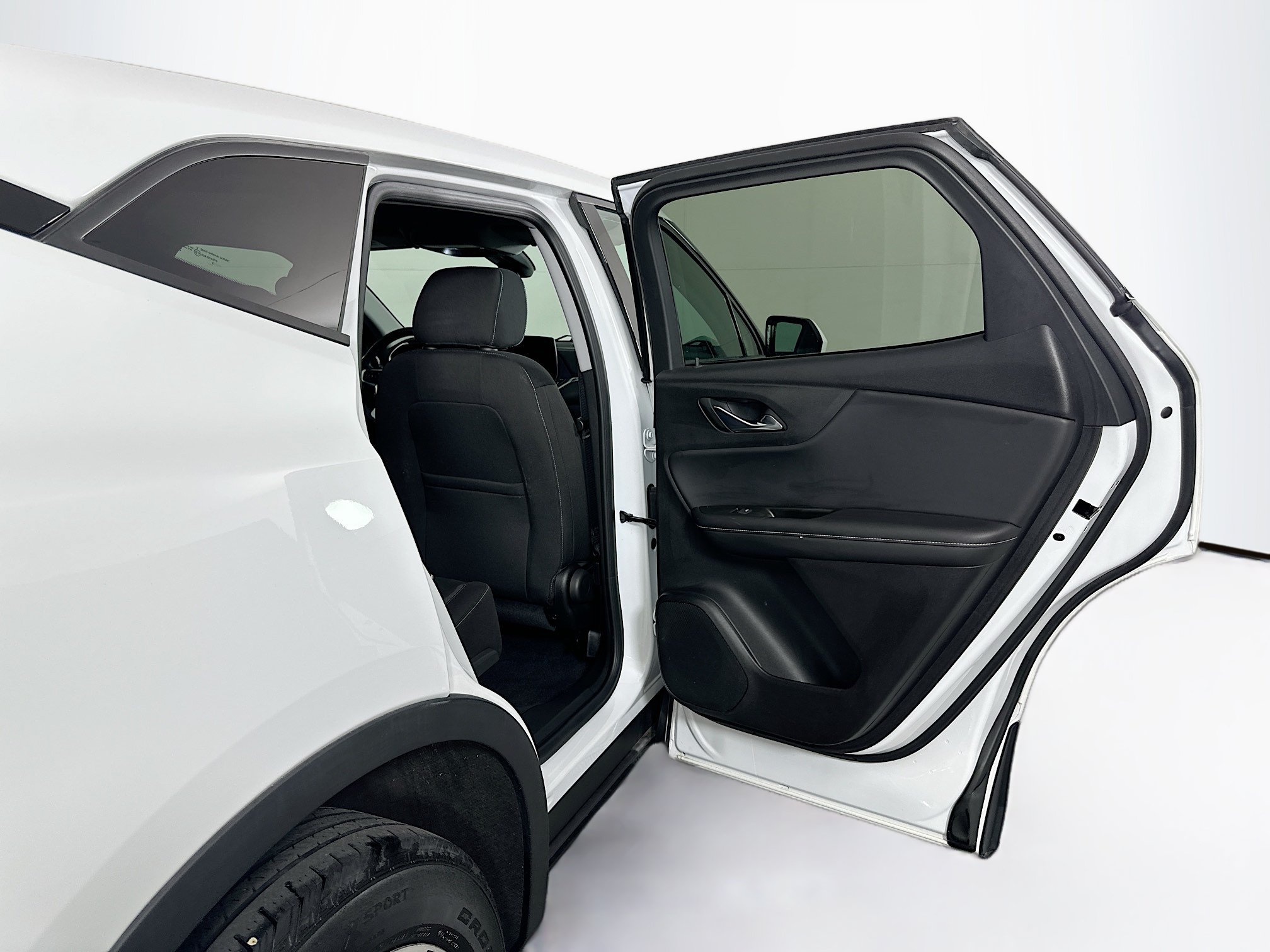 Used 2023 Chevrolet Blazer LT FWD image 27