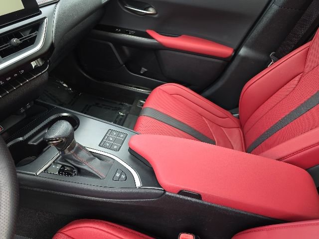 Used 2023 Lexus UX 250h F Sport AWD/4WD image 30