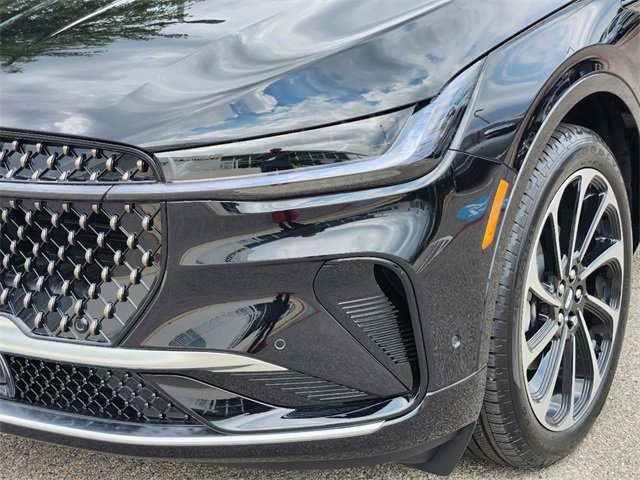 New 2024 Lincoln Nautilus Black Label image 8