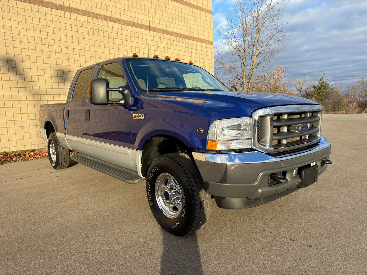 Used 2003 Ford F250 Lariat image 3