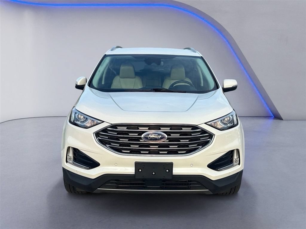 Used 2022 Ford Edge Titanium AWD/4WD image 7