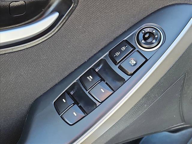 Used 2016 Hyundai Elantra GT w/ Option Group 02 image 11