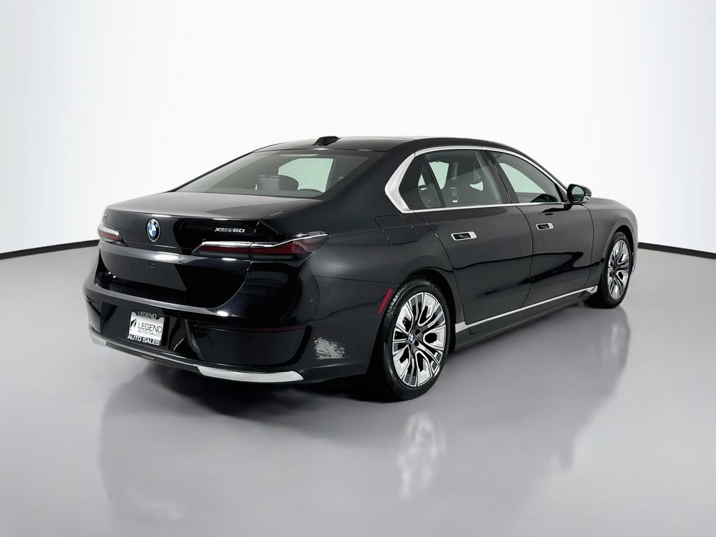 Used 2023 BMW i7 xDrive60 AWD/4WD image 5