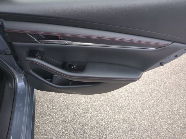Used 2023 MAZDA MAZDA3 s image 35