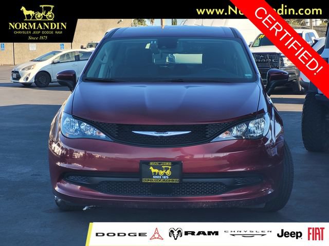 Certified 2023 Chrysler Voyager LX FWD image 2