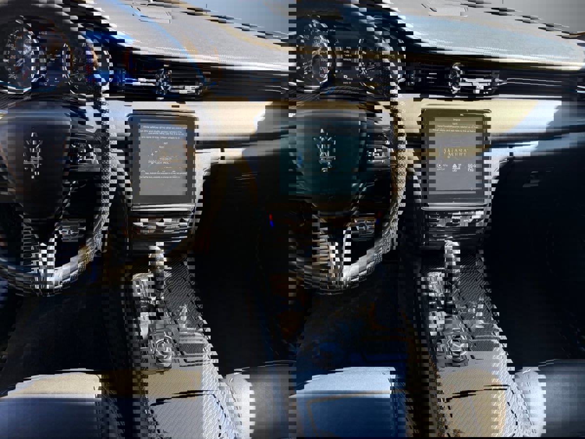 Used 2017 Maserati Quattroporte S GranSport Q4 image 12