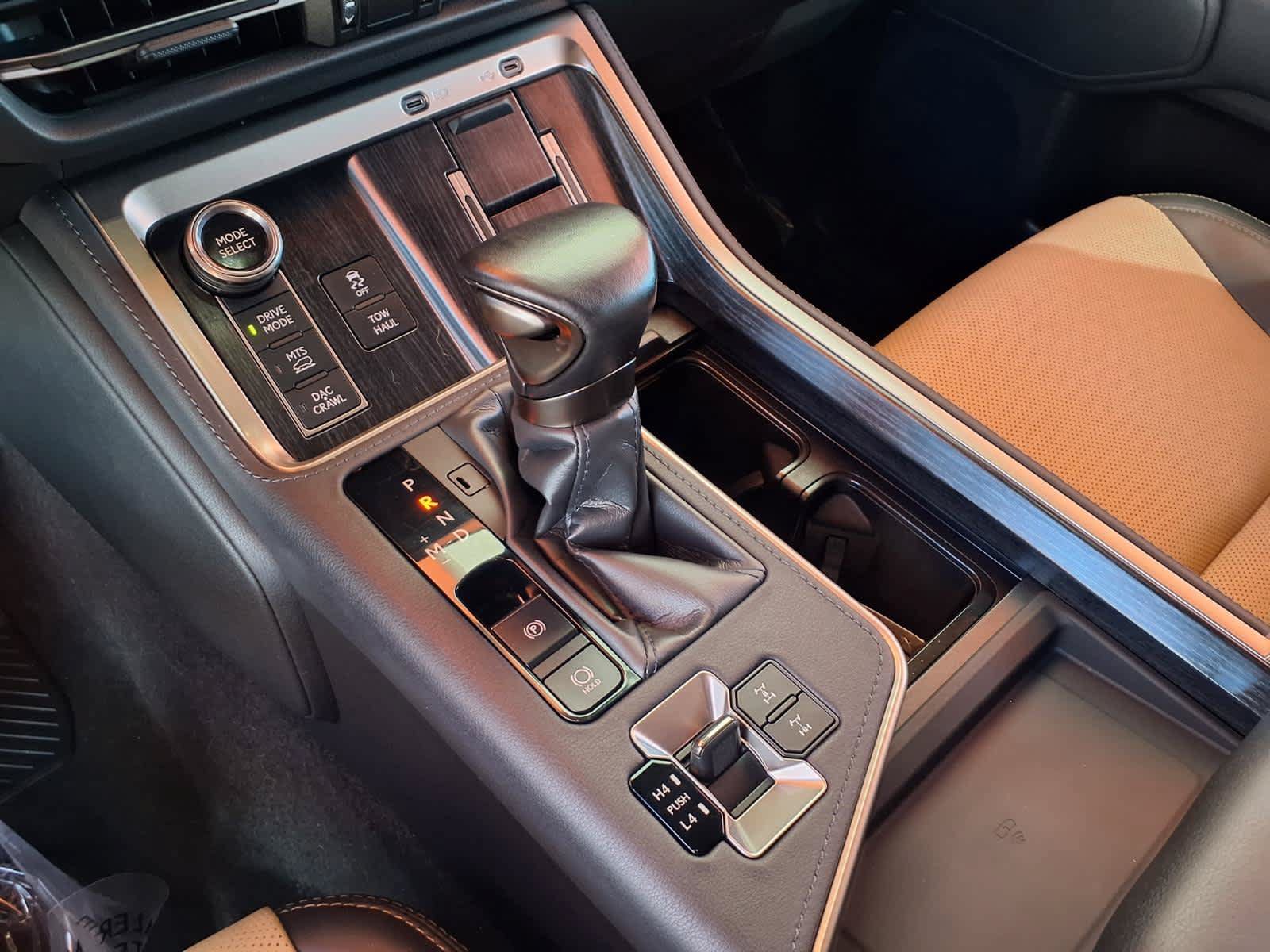 Used 2025 Lexus GX 550 AWD/4WD image 29