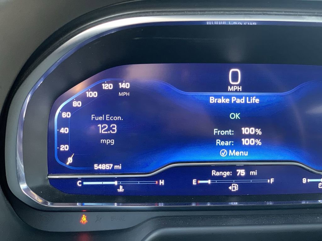 Used 2024 Chevrolet Suburban Premier image 9