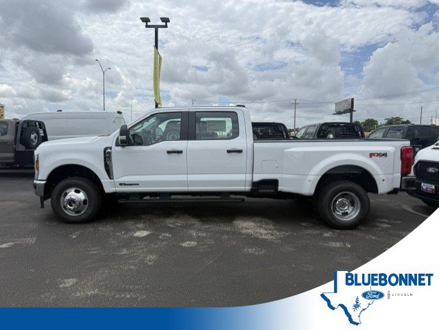 New 2026 Ford F350 XL w/ FX4 Off-Road Package AWD/4WD image 1