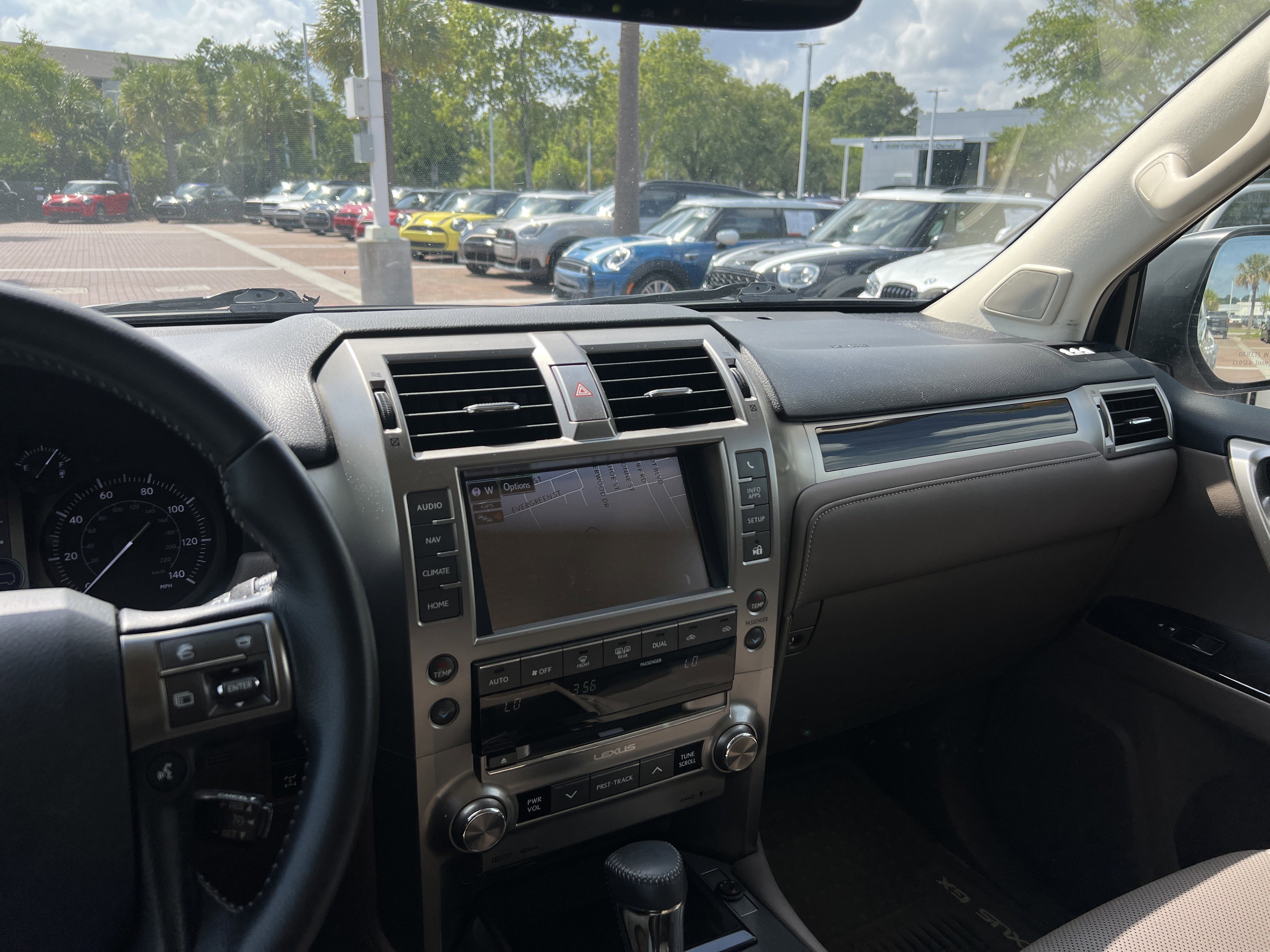 Used 2016 Lexus GX 460 w/ Navigation Package AWD/4WD image 31