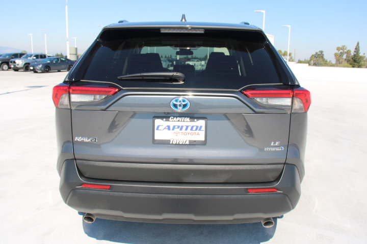 Certified 2024 Toyota RAV4 LE image 4