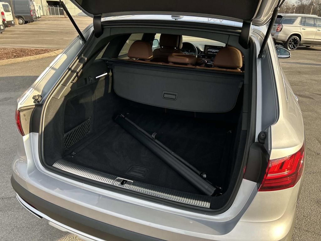 Used 2023 Audi A4 2.0T allroad Premium image 13