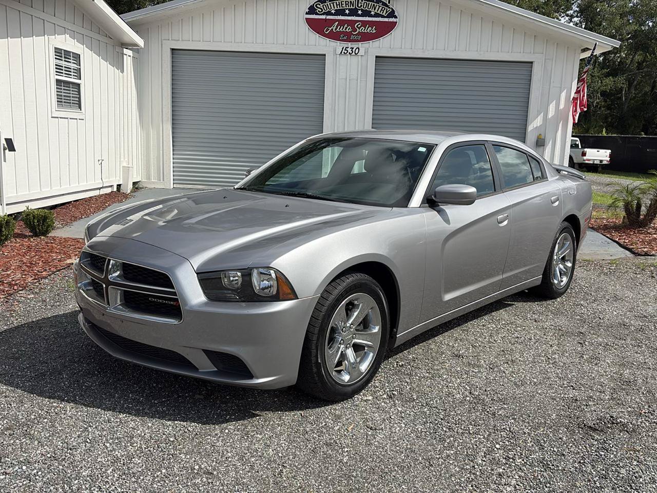Used 2014 Dodge Charger SE w/ Sport Appearance Group RWD image 1
