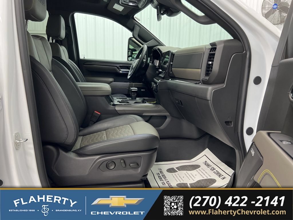 Used 2024 Chevrolet Silverado 1500 ZR2 w/ ZR2 Bison Edition AWD/4WD image 15