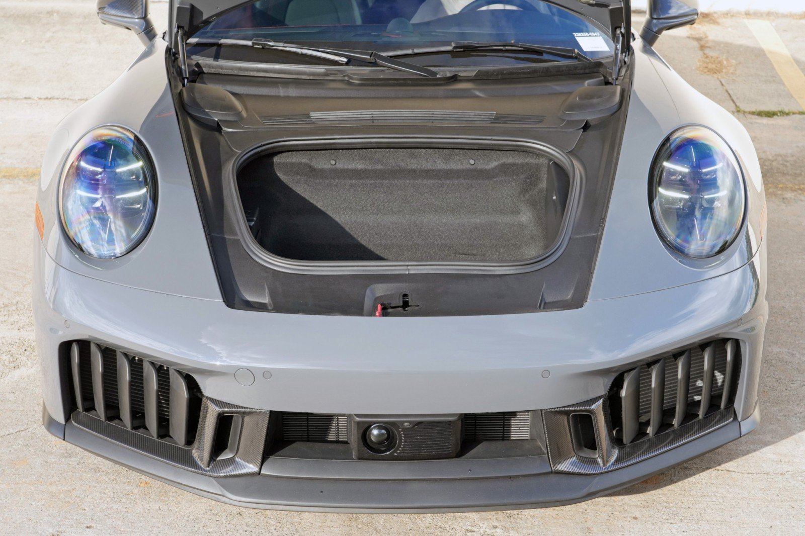 Used 2025 Porsche 911 GTS image 8