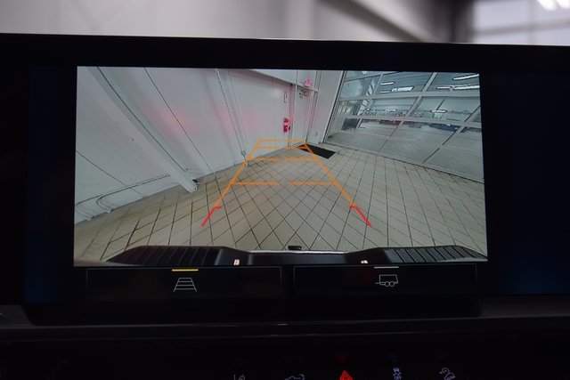 Used 2025 Chevrolet Silverado 2500 LT image 54