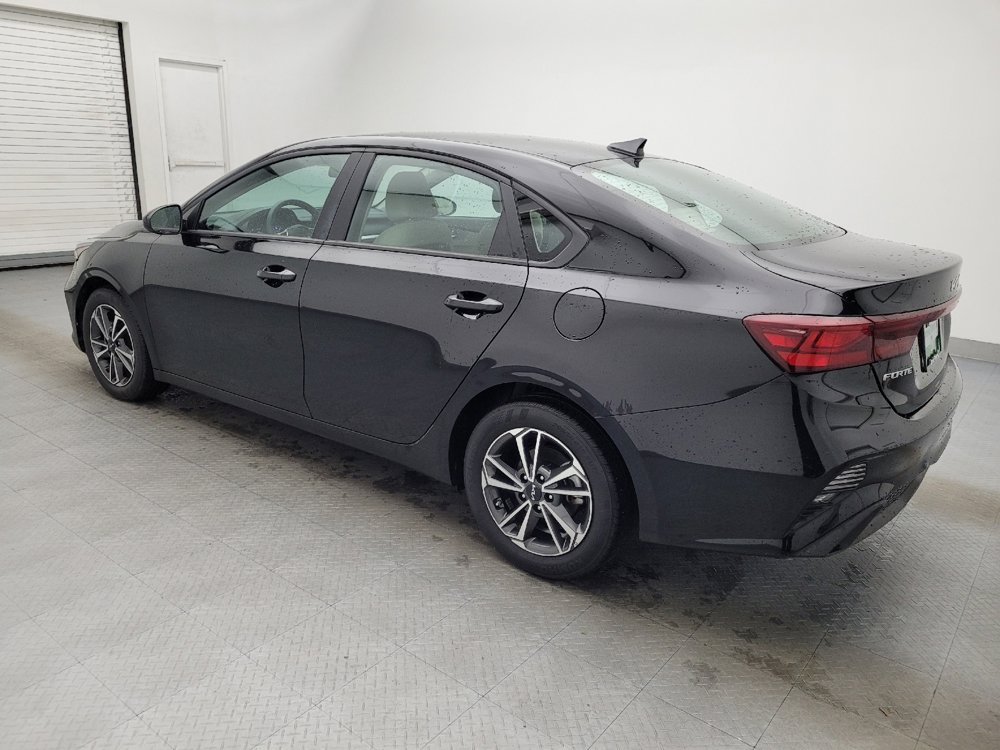 Used 2023 Kia Forte LXS image 3