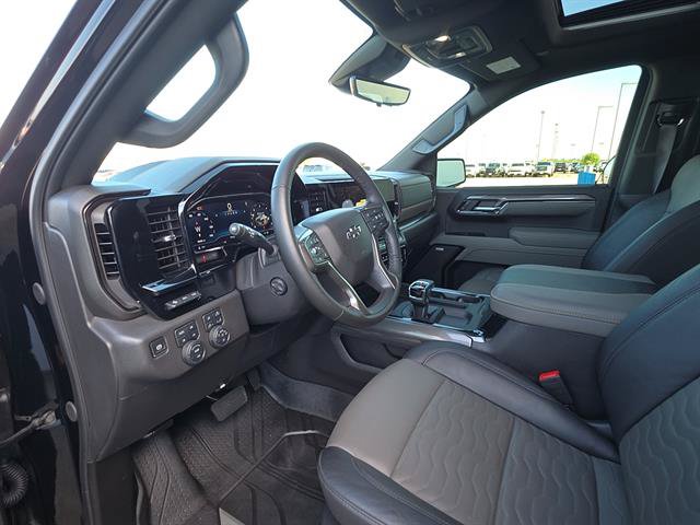 Used 2025 Chevrolet Silverado 1500 ZR2 w/ Technology Package AWD/4WD image 17