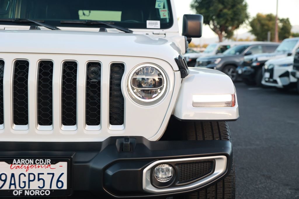 Used 2021 Jeep Wrangler Unlimited Sahara w/ Cold Weather Group AWD/4WD image 5
