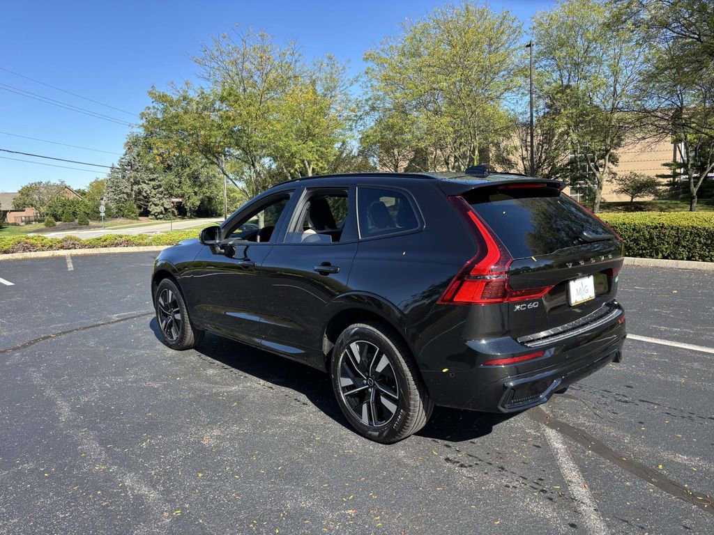 New 2026 Volvo XC60 B5 Plus w/ Protection Package Premier image 5